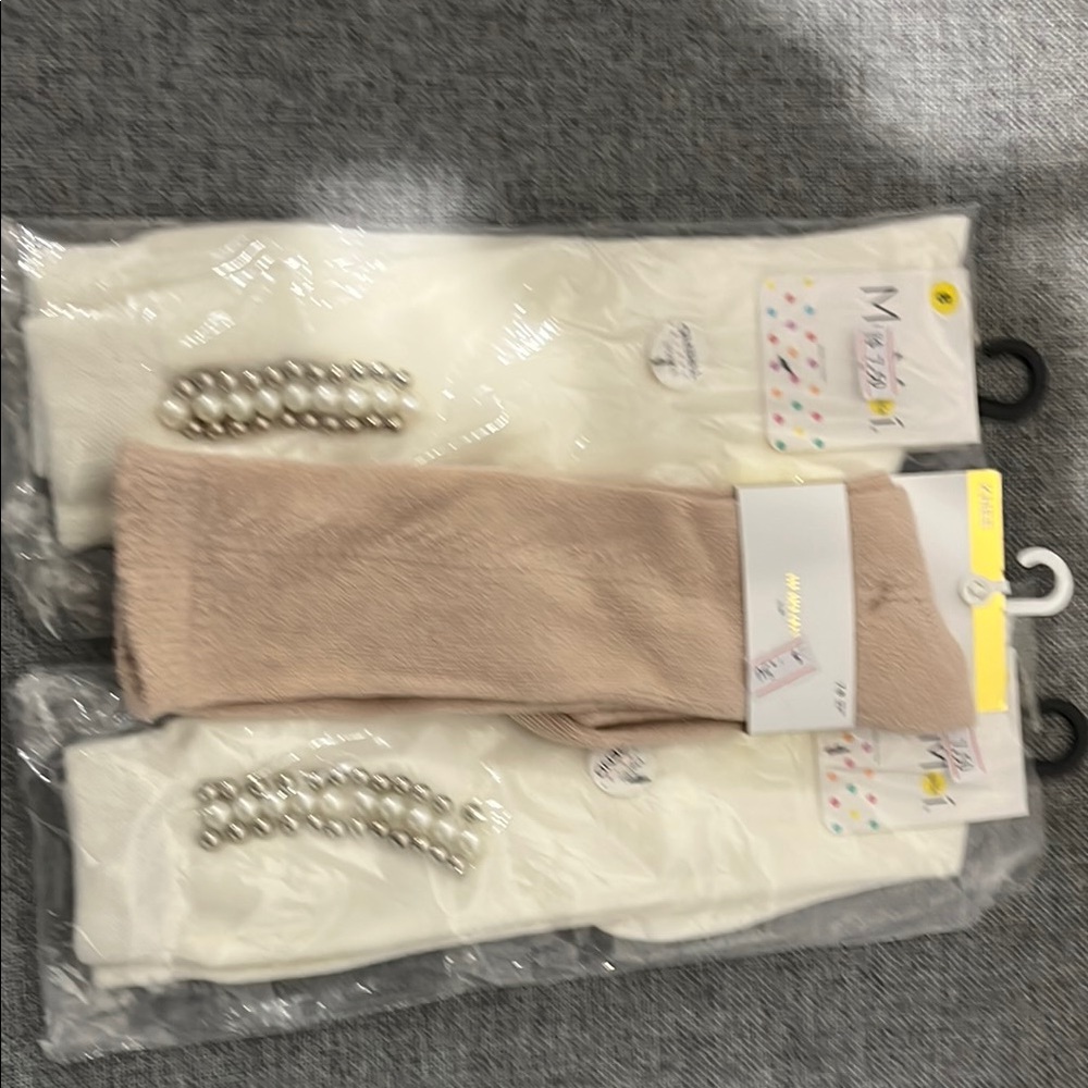 NWT Memoi/heirloom girls size 8 Pearl Embellished Cream and Tan dress knee socks